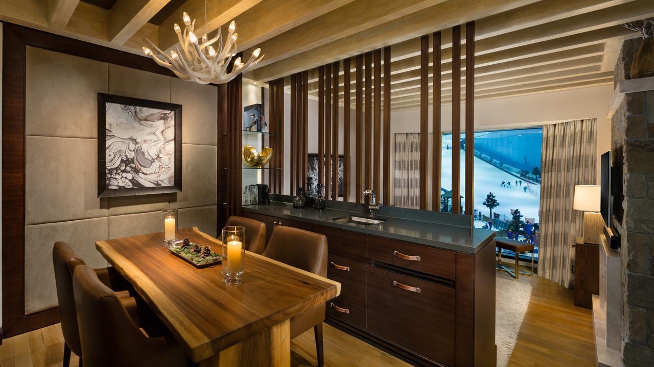Aspen Chalets By Kempinski Hotel Mall Of The Emirates Dubai Buitenkant foto