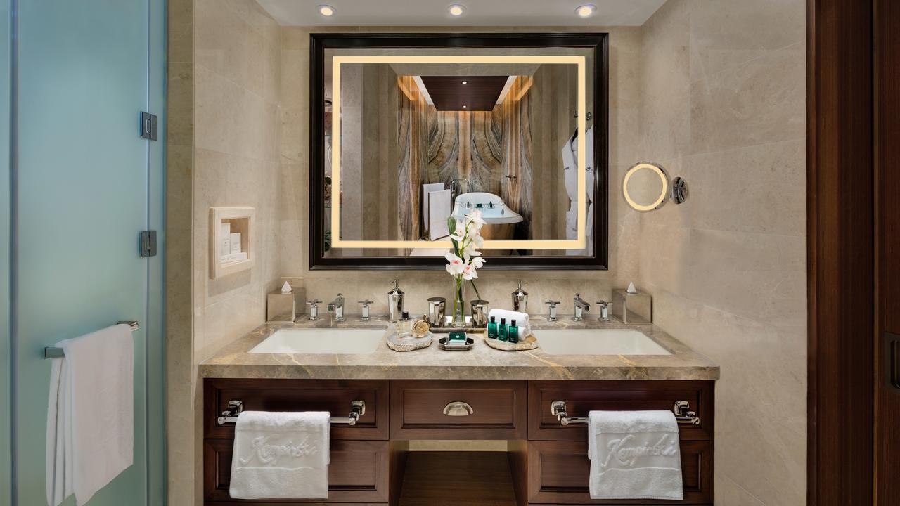 Aspen Chalets By Kempinski Hotel Mall Of The Emirates Dubai Buitenkant foto